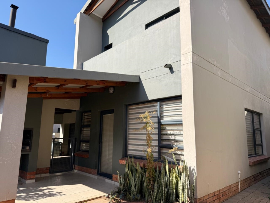3 Bedroom Property for Sale in Waterkloof A H North West